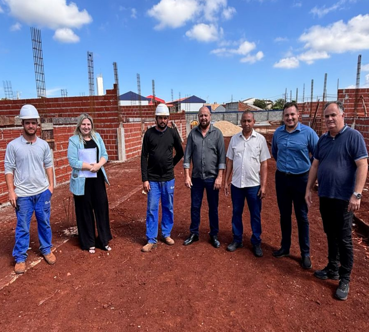 Visita às obras da construção da Escola Municipal do Jardim Ouro Verde